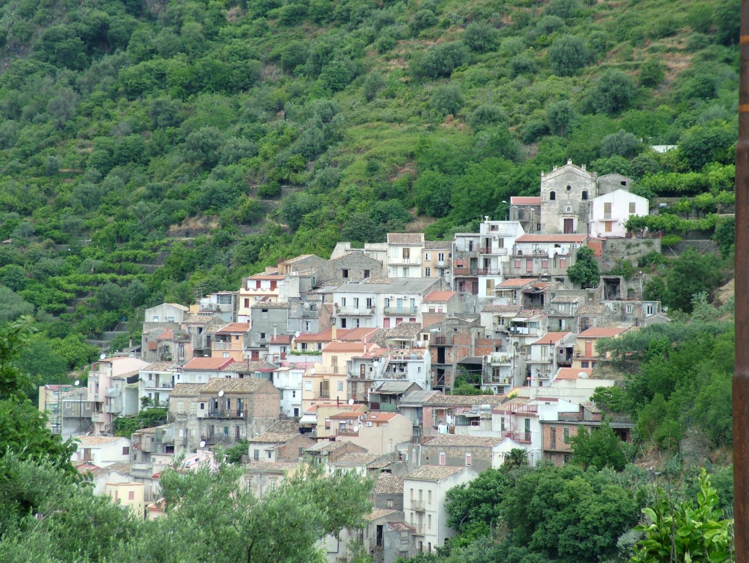 itala-messina-sicily-1-houses-cheap-houses-in-italy